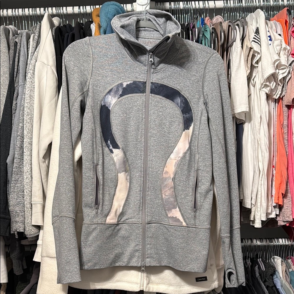 lululemon athletica Gray Fitted Graphic Zip-Up Hoodie